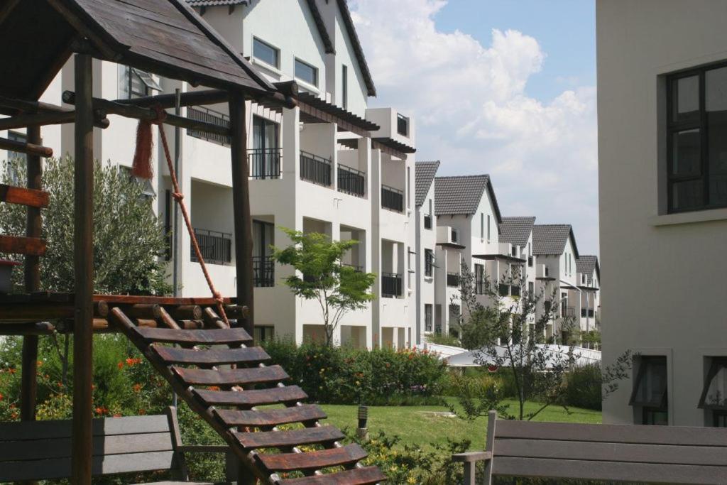 Classy And Cosy Apt - Dainfern Sandton Zewnętrze zdjęcie
